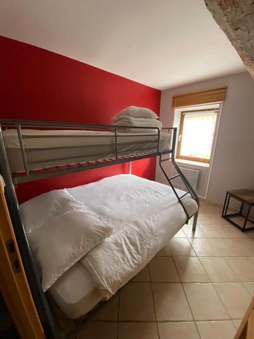 Gite A La Ferme Avec Jacuzzi Et Sauna Villefloure Exterior photo